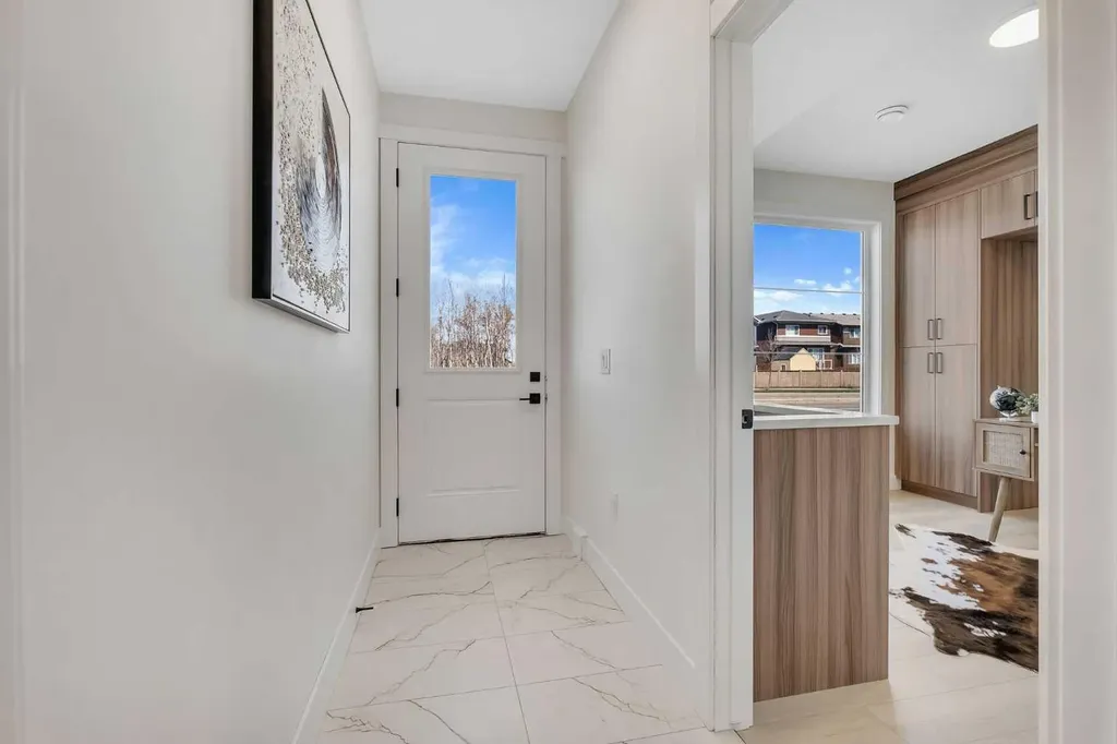 4917 88 Avenue NE Calgary AB T3J 5N8