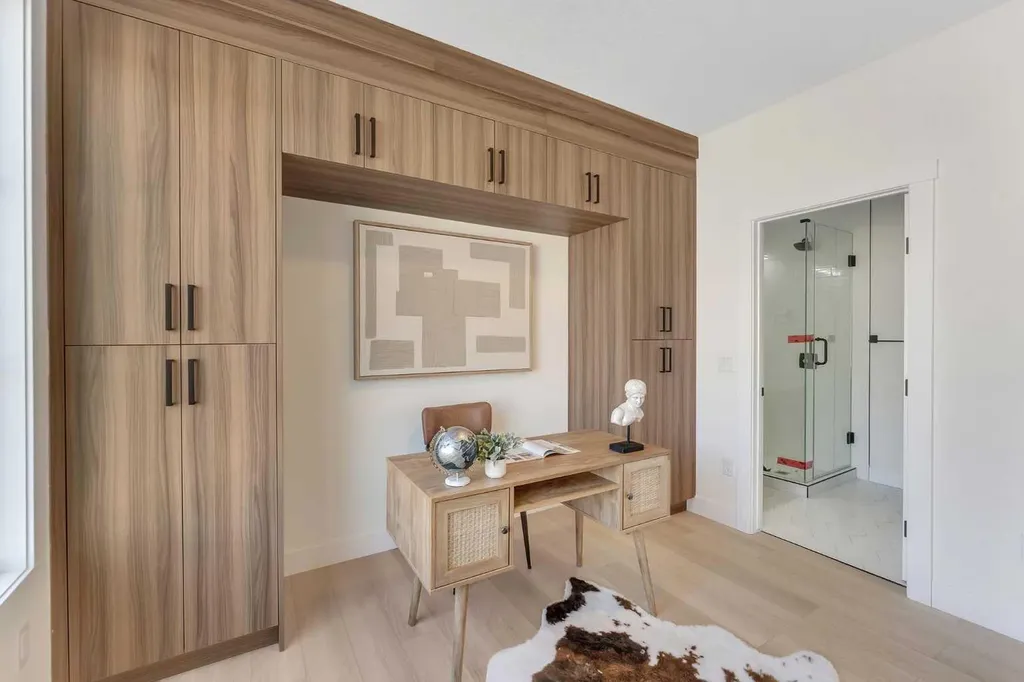 4917 88 Avenue NE Calgary AB T3J 5N8