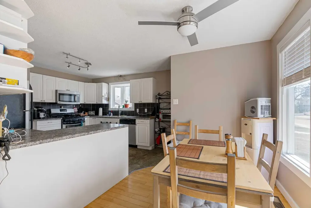 162 Caldwell Crescent Fort Mcmurray AB T9K 1G3