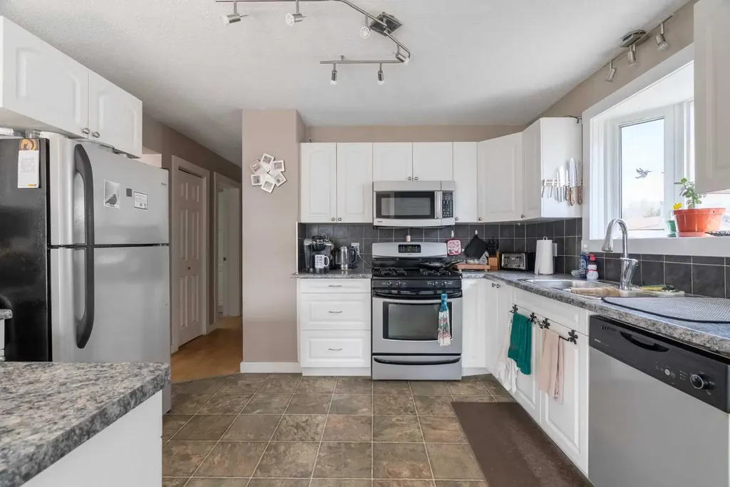 162 Caldwell Crescent Fort Mcmurray AB T9K 1G3
