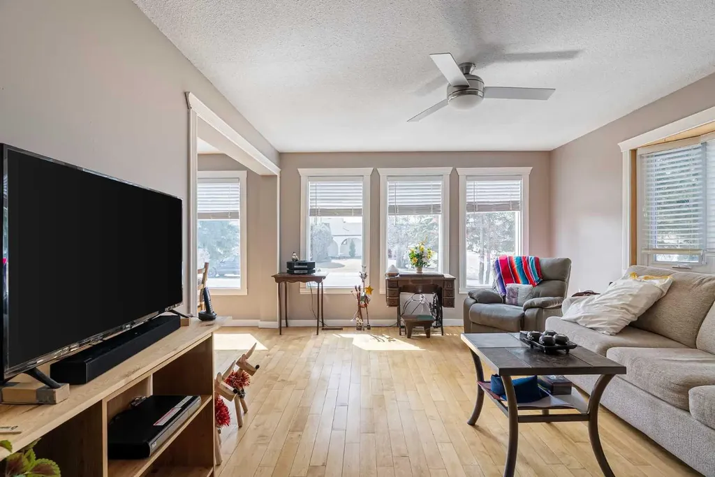 162 Caldwell Crescent Fort Mcmurray AB T9K 1G3