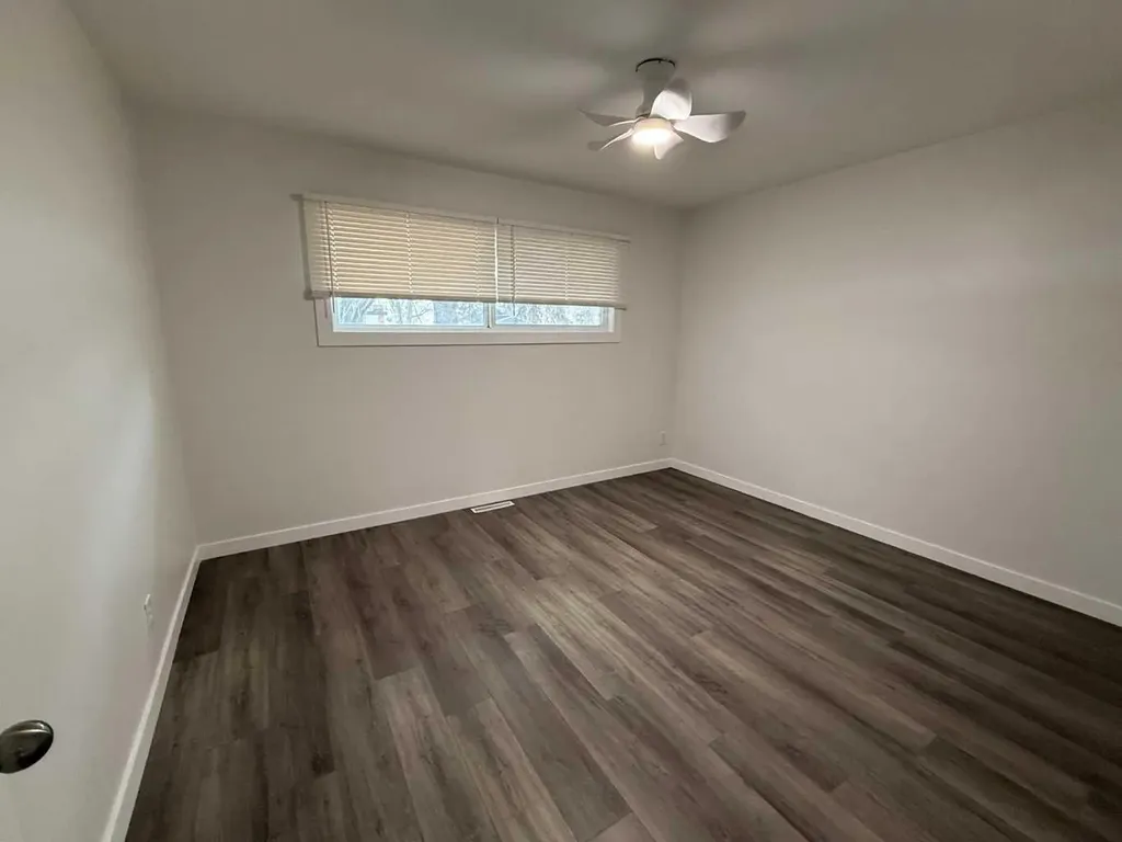 5416 46 Street Lloydminster AB T9V 0E4