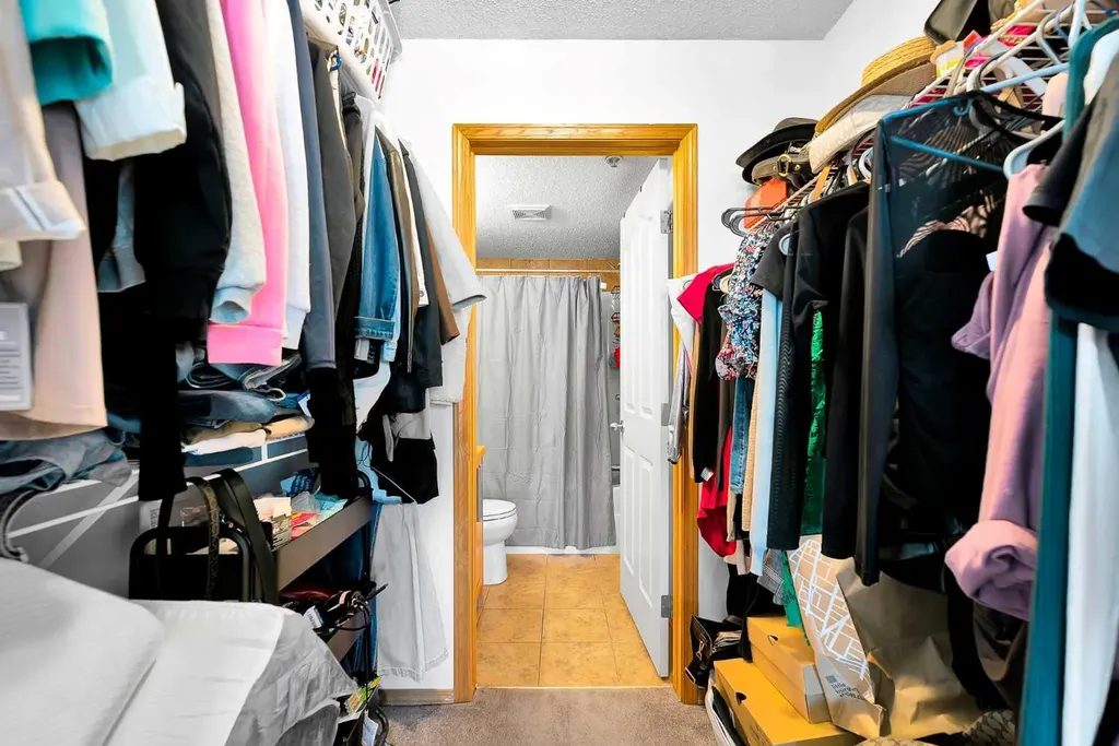 92 Saddletree Court NE Calgary AB T3J 0K9