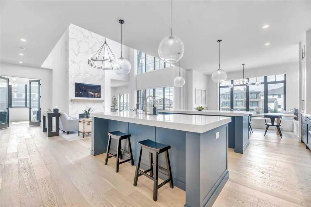 411 Marina Grove SE Calgary AB T3M 3S8