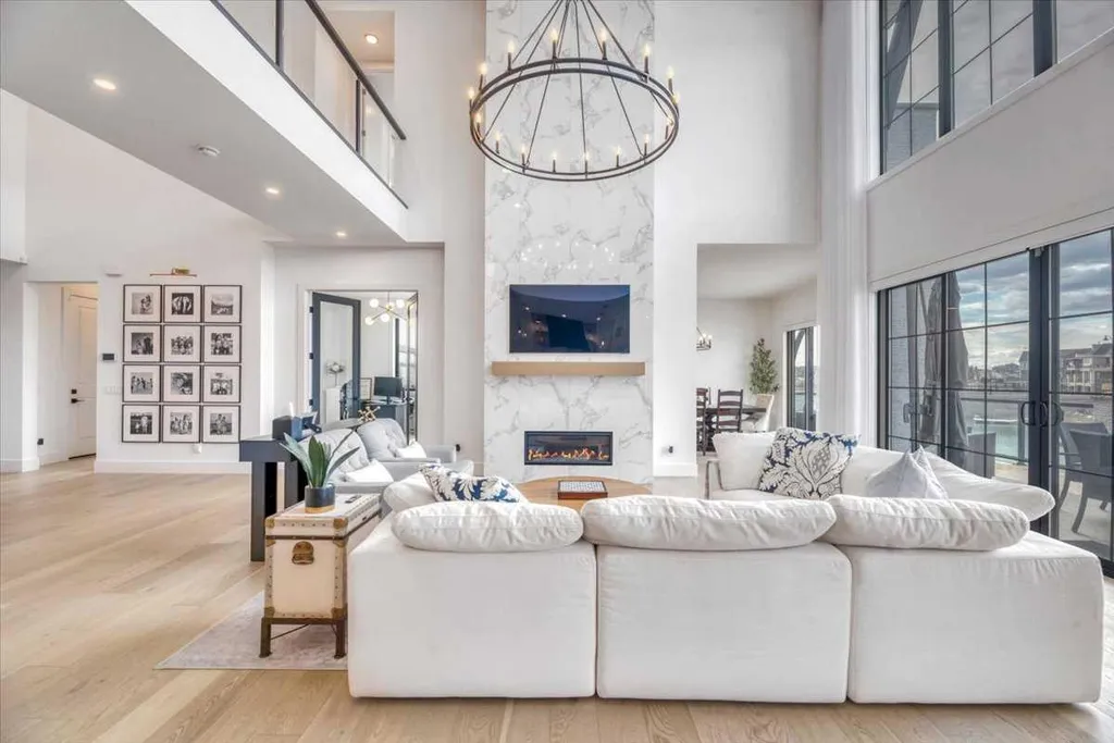 411 Marina Grove SE Calgary AB T3M 3S8