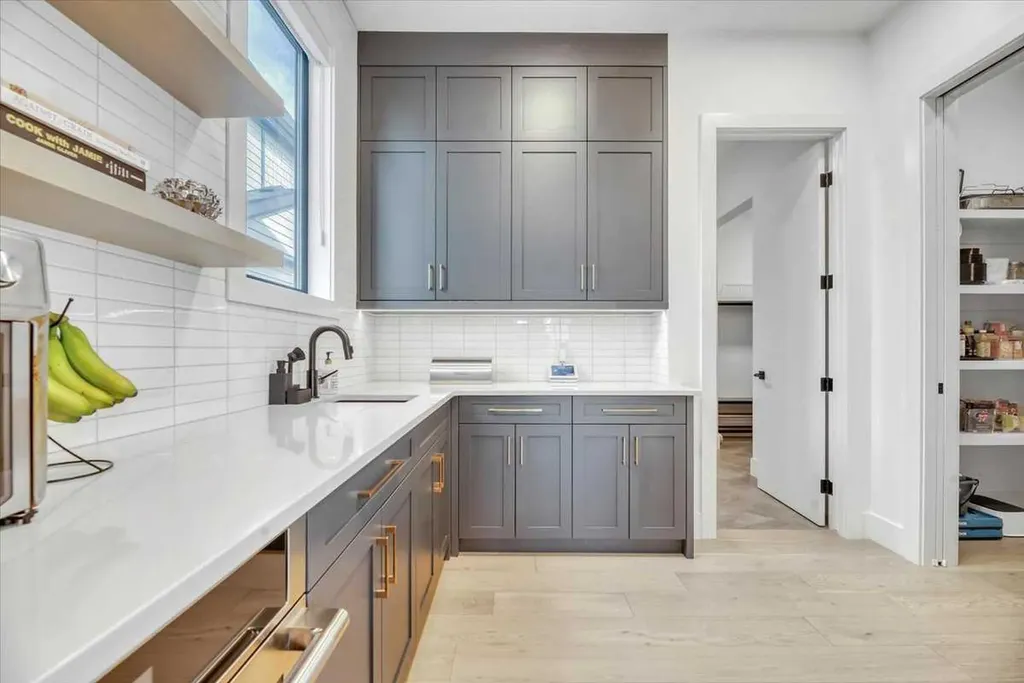 411 Marina Grove SE Calgary AB T3M 3S8