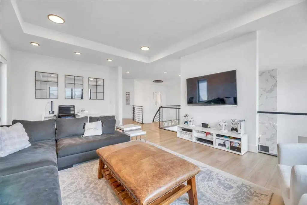 411 Marina Grove SE Calgary AB T3M 3S8