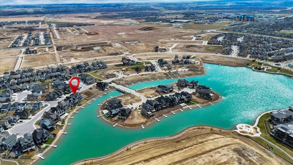 411 Marina Grove SE Calgary AB T3M 3S8