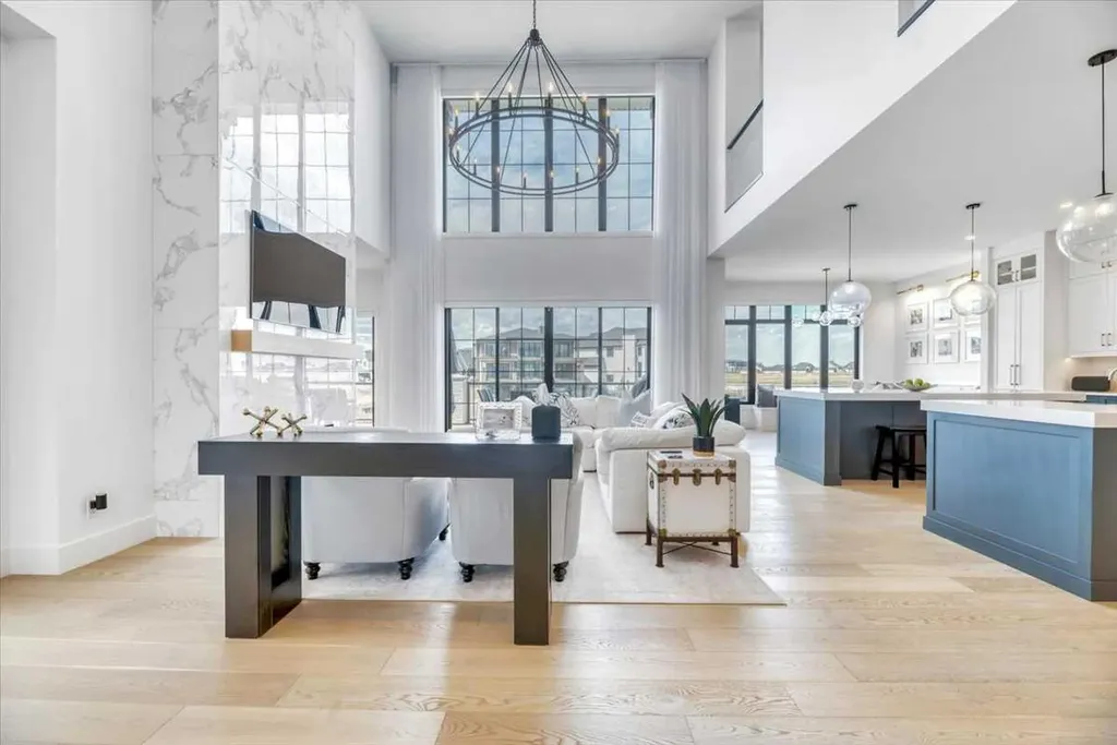 411 Marina Grove SE Calgary AB T3M 3S8