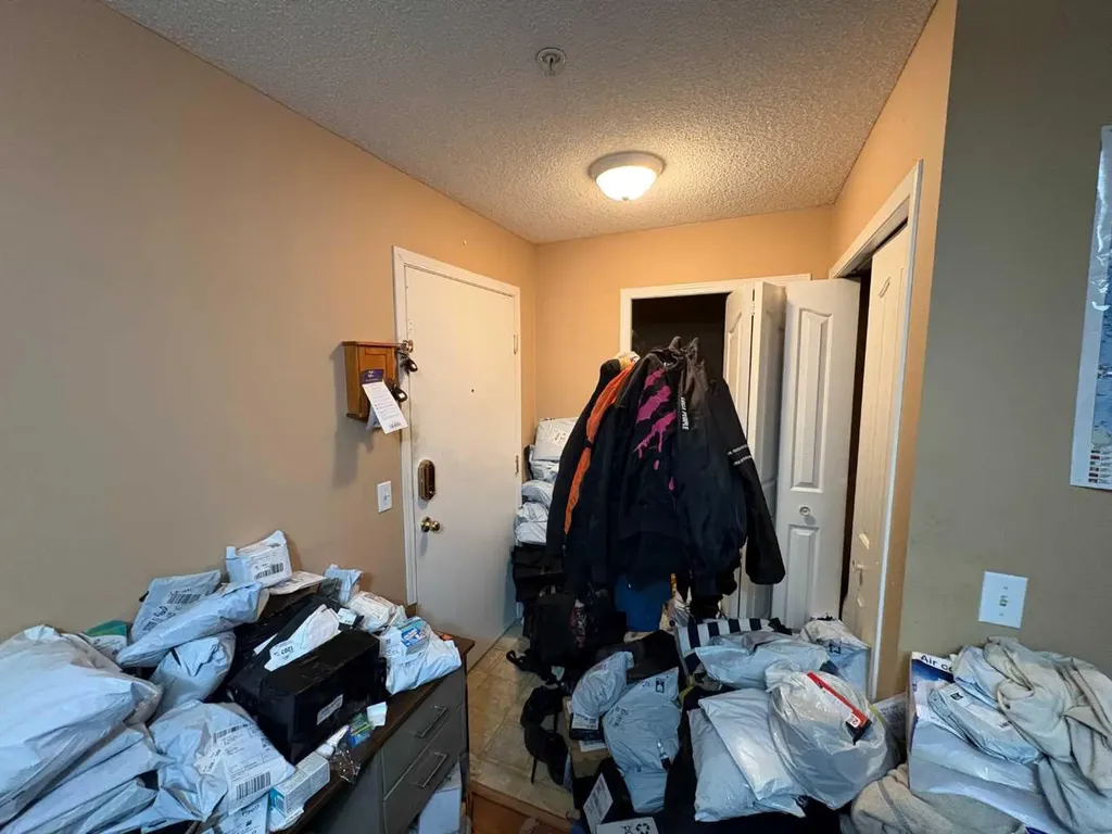 6635 25 Avenue NE Calgary AB T1Y 7K8