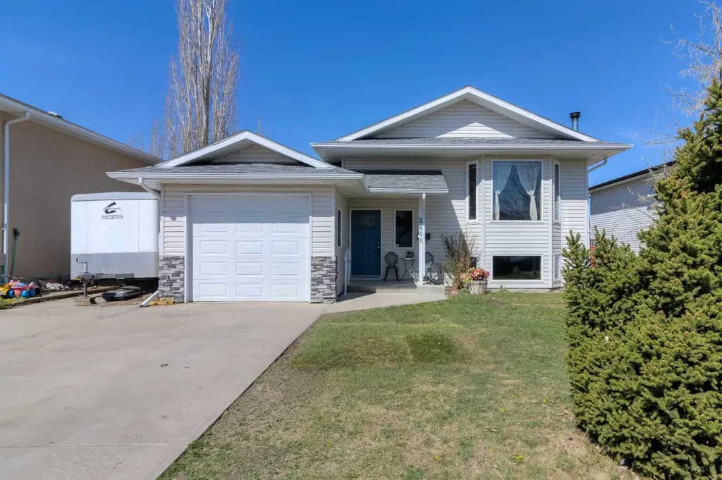 2404 9 Street Coaldale AB T1M 1N5