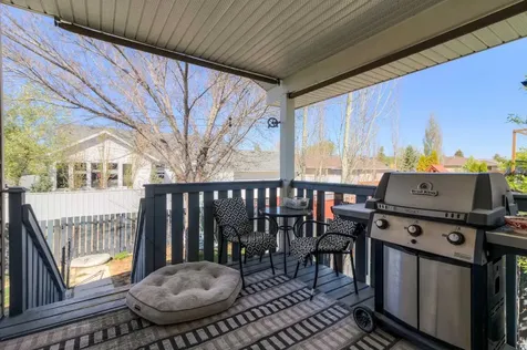 2404 9 Street Coaldale AB T1M 1N5