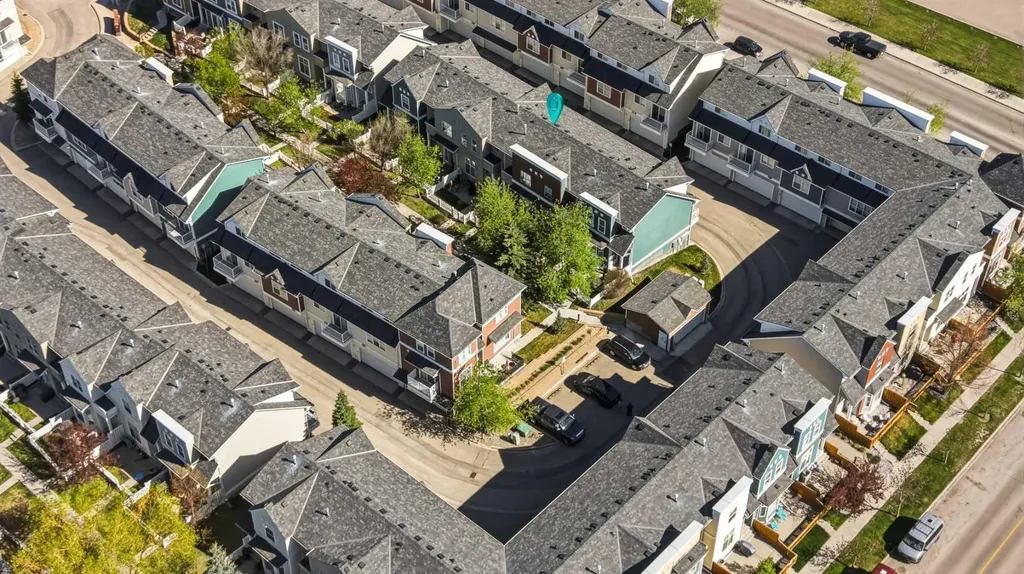 159 Mckenzie Towne Gate SE Calgary AB T2Z 4G2