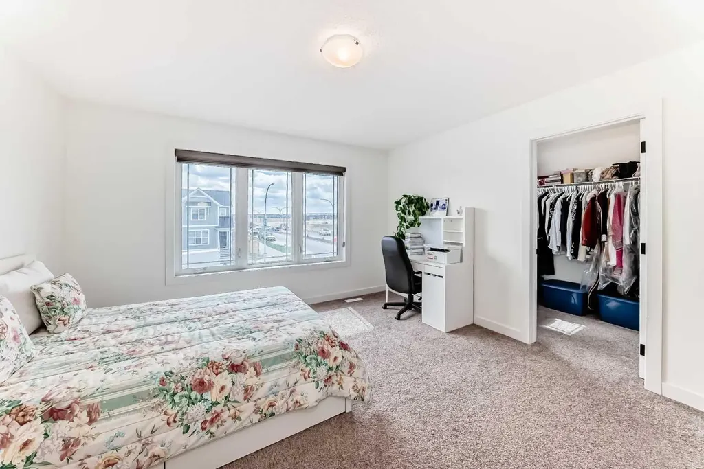 330 Ambleton Drive NW Calgary AB T3P 2B7