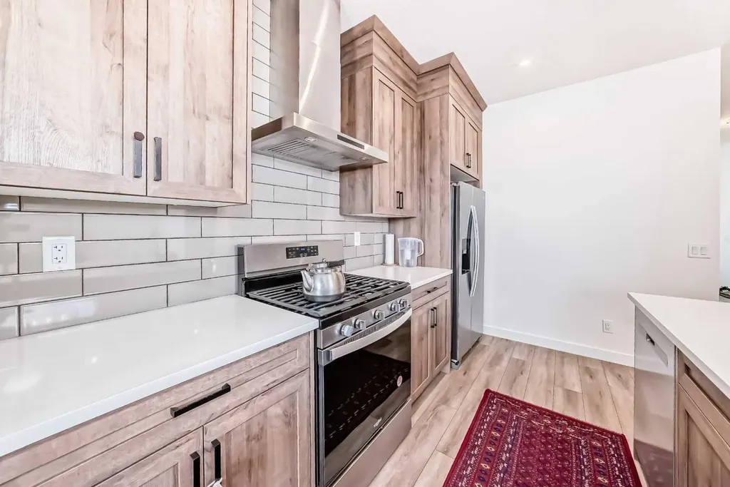 330 Ambleton Drive NW Calgary AB T3P 2B7