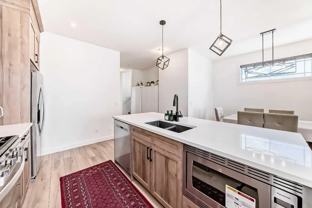 330 Ambleton Drive NW Calgary AB T3P 2B7