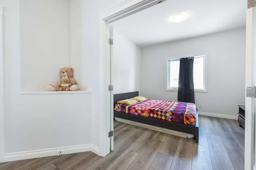 107 Dawson Harbour Court Chestermere AB T1X1Z7