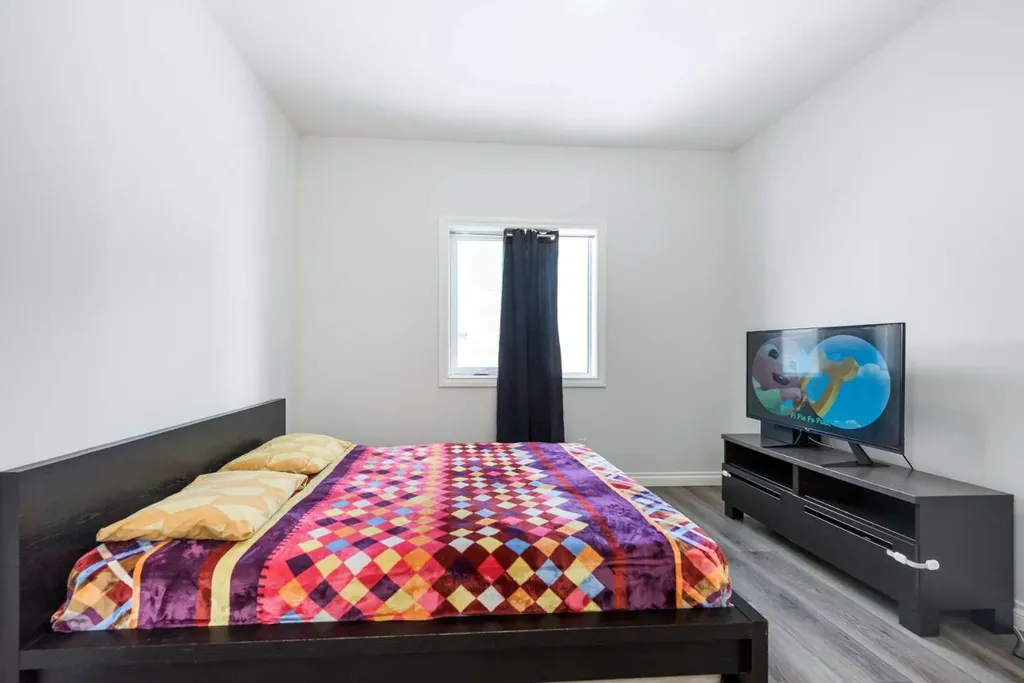 107 Dawson Harbour Court Chestermere AB T1X1Z7