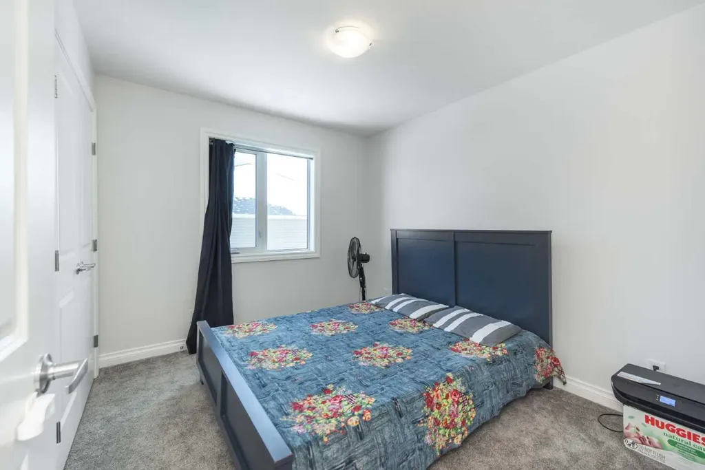 107 Dawson Harbour Court Chestermere AB T1X1Z7