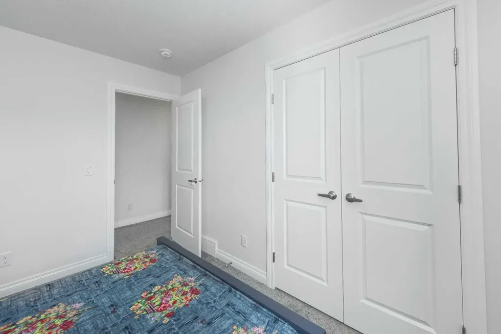 107 Dawson Harbour Court Chestermere AB T1X1Z7
