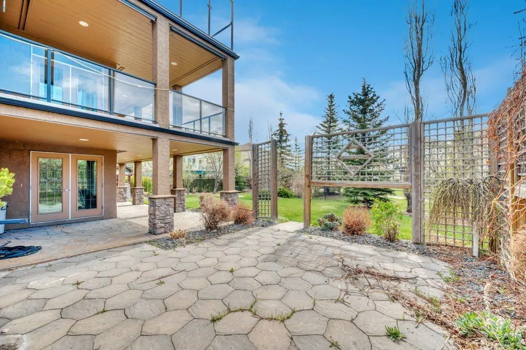 168 West Creek Court Chestermere AB T1X 1L8