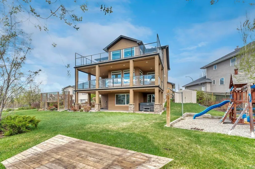 168 West Creek Court Chestermere AB T1X 1L8