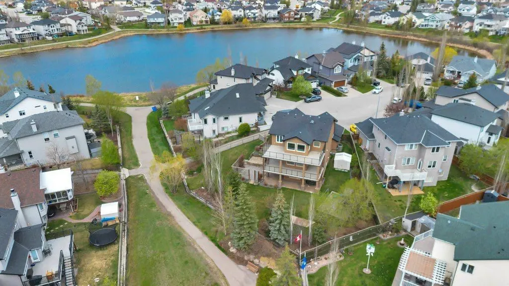 168 West Creek Court Chestermere AB T1X 1L8