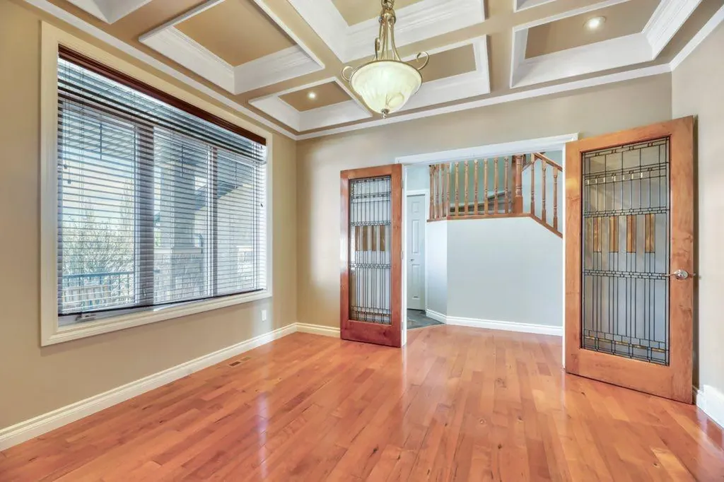 168 West Creek Court Chestermere AB T1X 1L8
