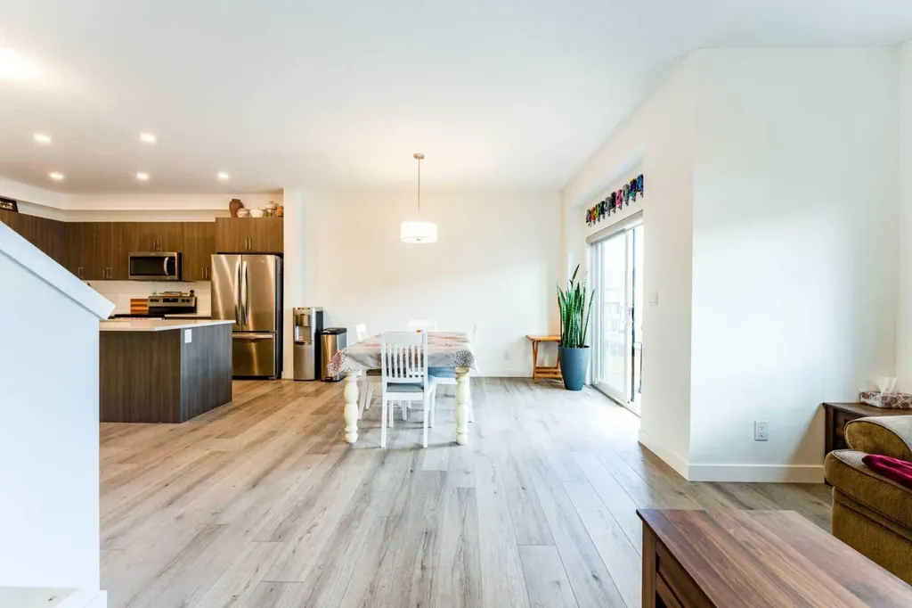 317 Baneberry Way SW Airdrie AB T4B5R9