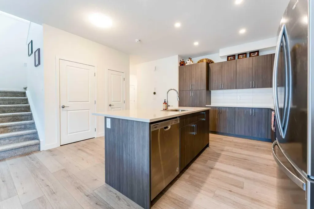 317 Baneberry Way SW Airdrie AB T4B5R9
