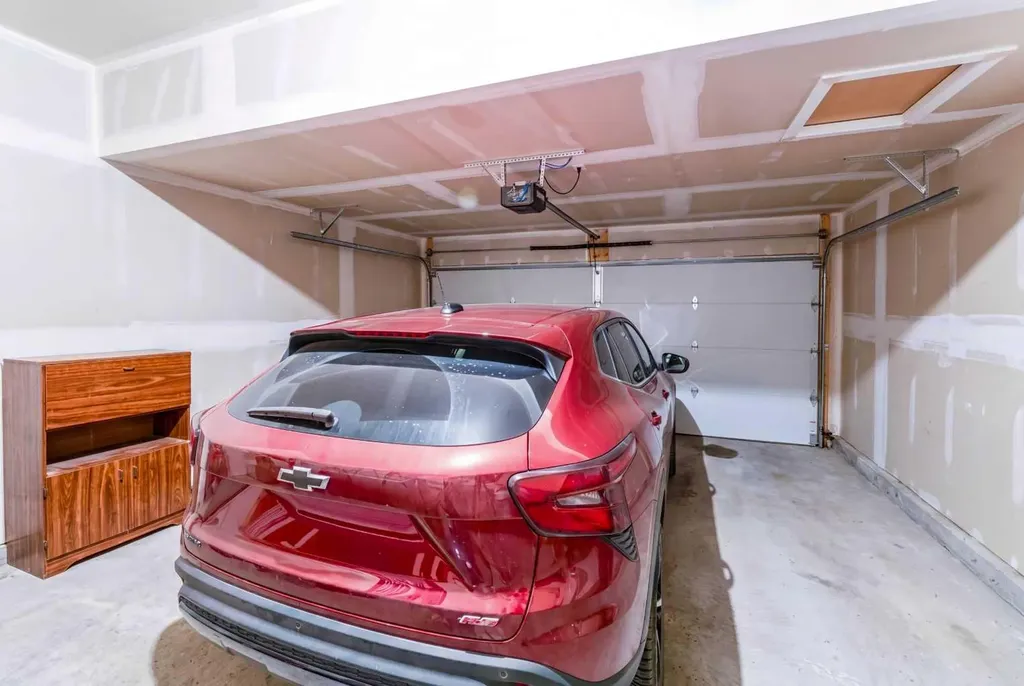 317 Baneberry Way SW Airdrie AB T4B5R9