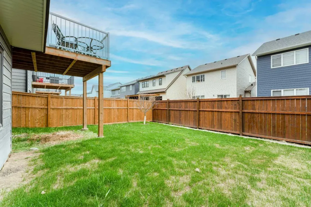 317 Baneberry Way SW Airdrie AB T4B5R9