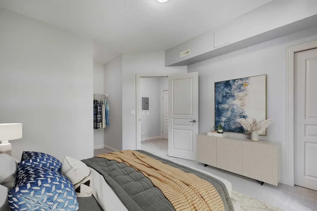 181 Rockyledge View NW Calgary AB T3G 6B1