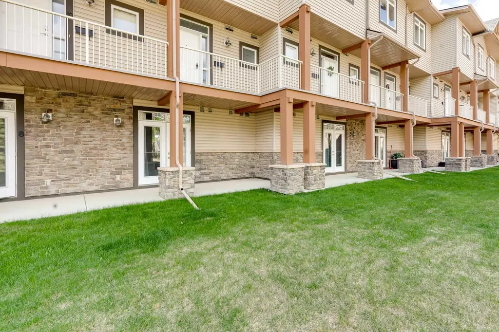 181 Rockyledge View NW Calgary AB T3G 6B1