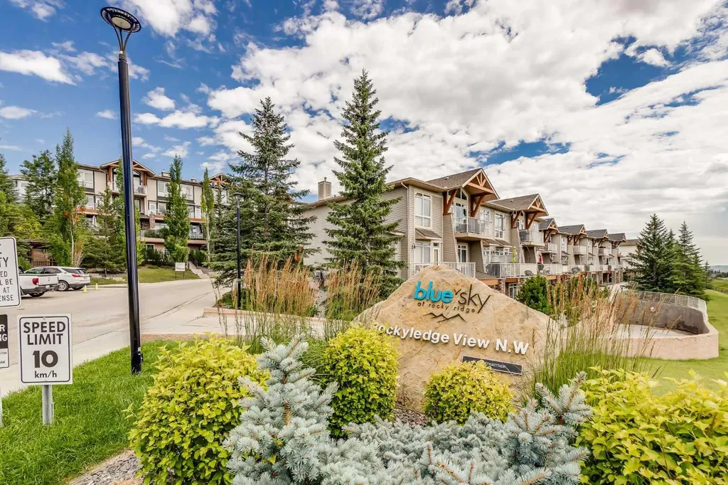 181 Rockyledge View NW Calgary AB T3G 6B1