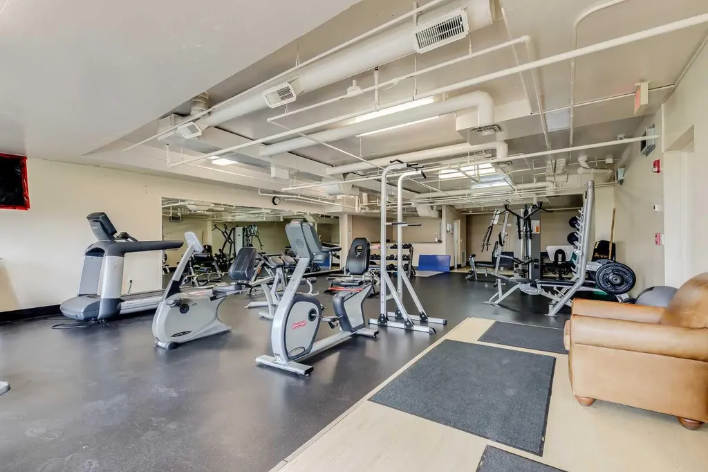 181 Rockyledge View NW Calgary AB T3G 6B1