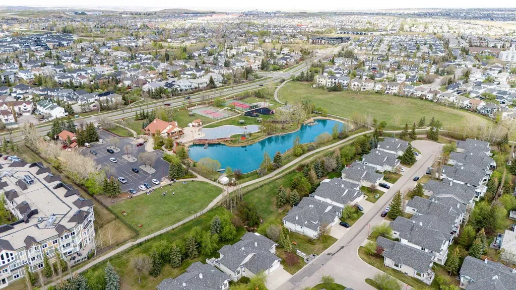 181 Rockyledge View NW Calgary AB T3G 6B1