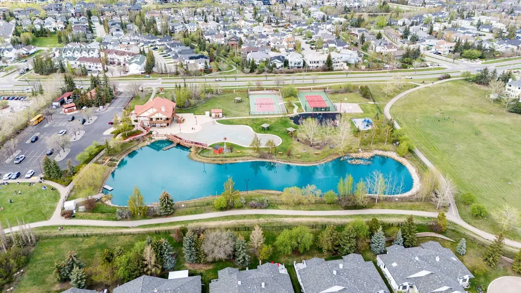 181 Rockyledge View NW Calgary AB T3G 6B1
