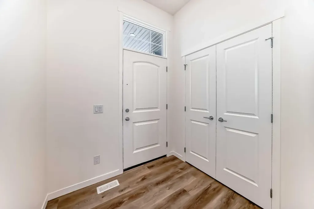 36 Mercado Road SE Calgary AB T3M 3Y4
