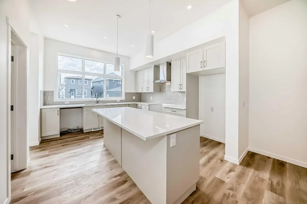 36 Mercado Road SE Calgary AB T3M 3Y4