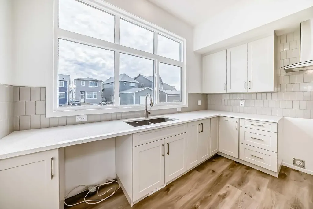 36 Mercado Road SE Calgary AB T3M 3Y4
