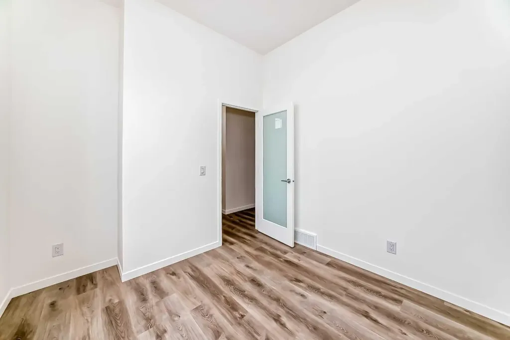 36 Mercado Road SE Calgary AB T3M 3Y4