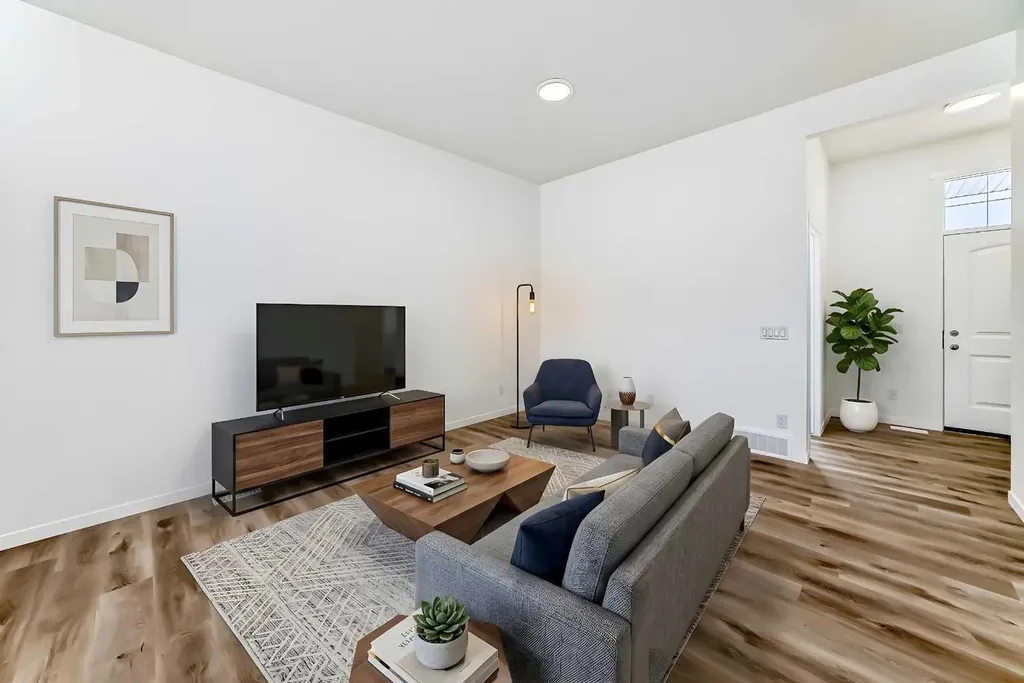 36 Mercado Road SE Calgary AB T3M 3Y4