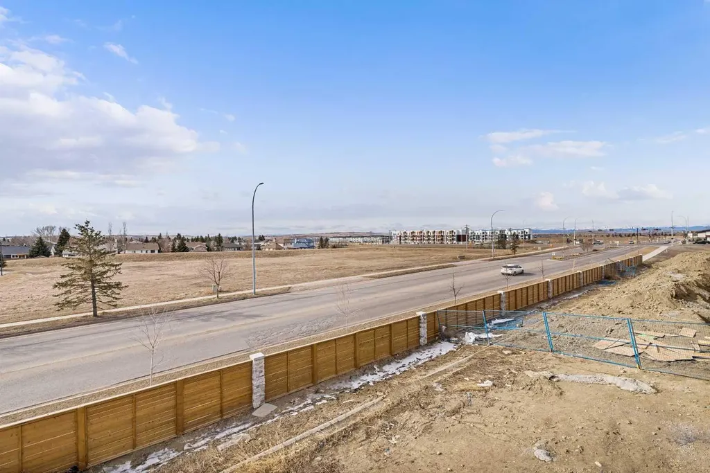 19 Wolf Crescent Okotoks AB T1S 5V1