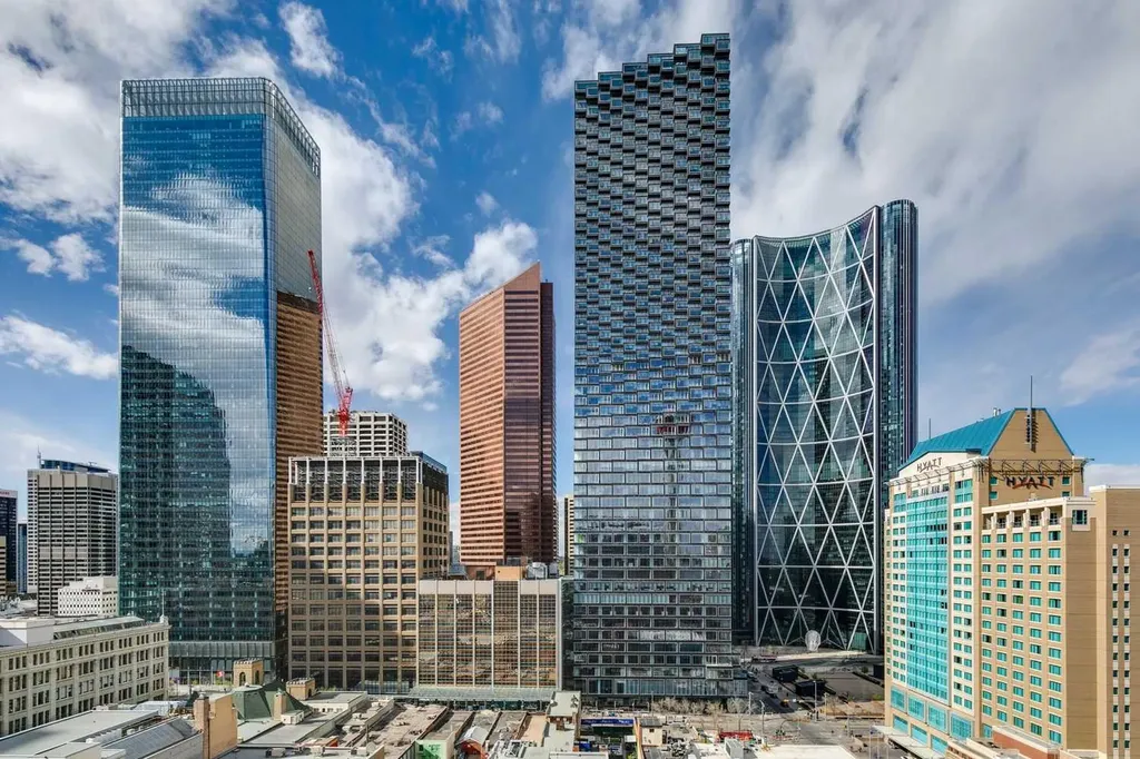 108 9 Avenue SW Calgary AB T2P 0S9