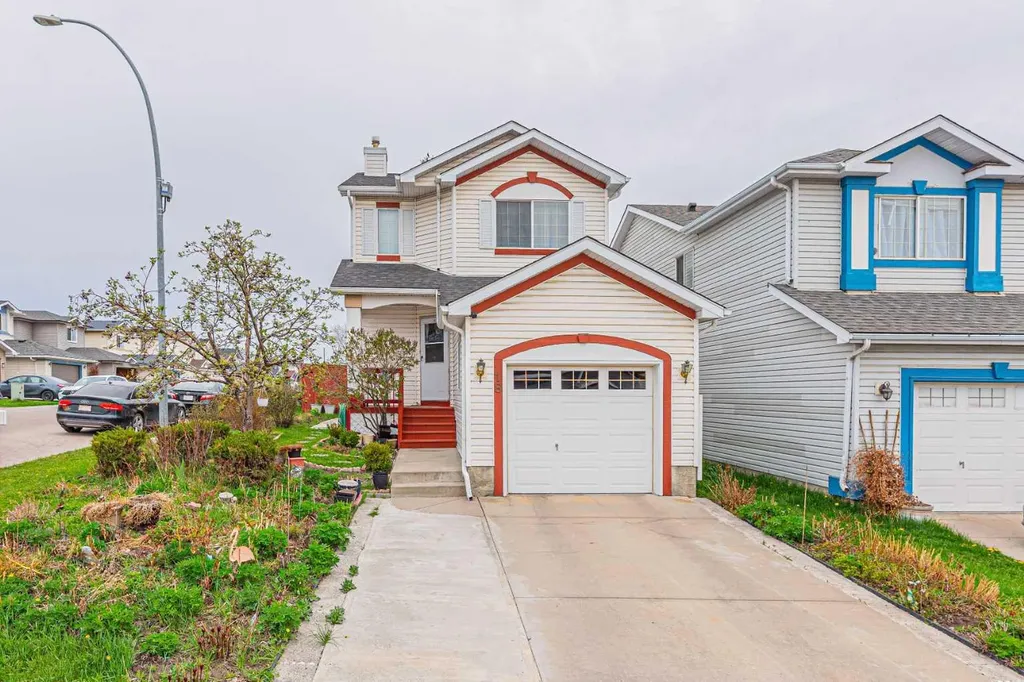 18 Coral Springs Circle NE Calgary AB T3J 3P4