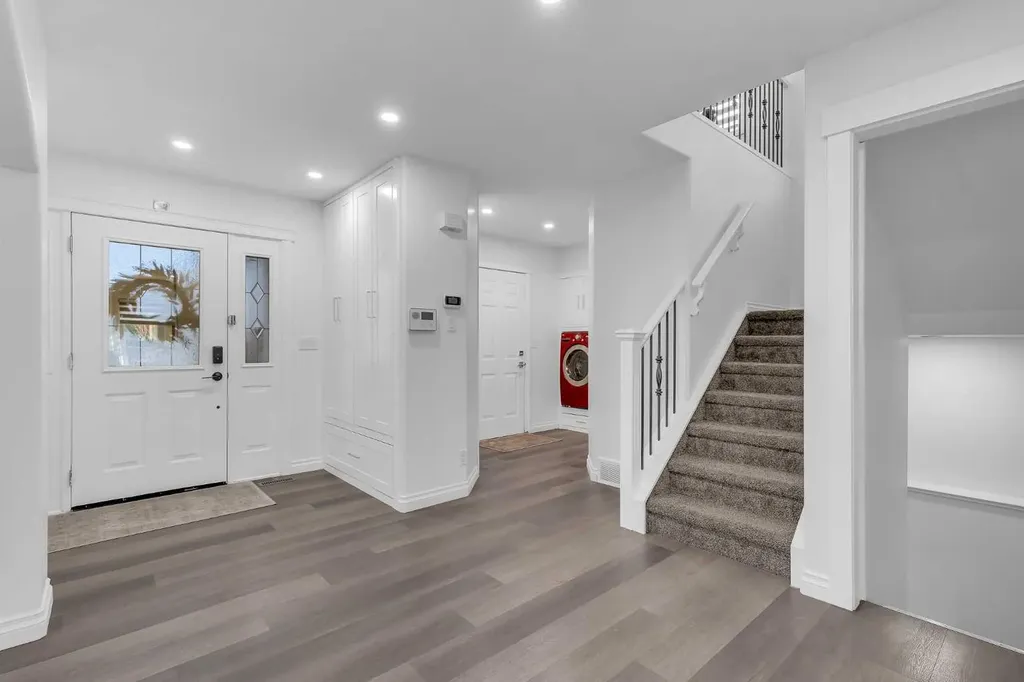 80 Canoe Square SW Airdrie AB T4B2N6