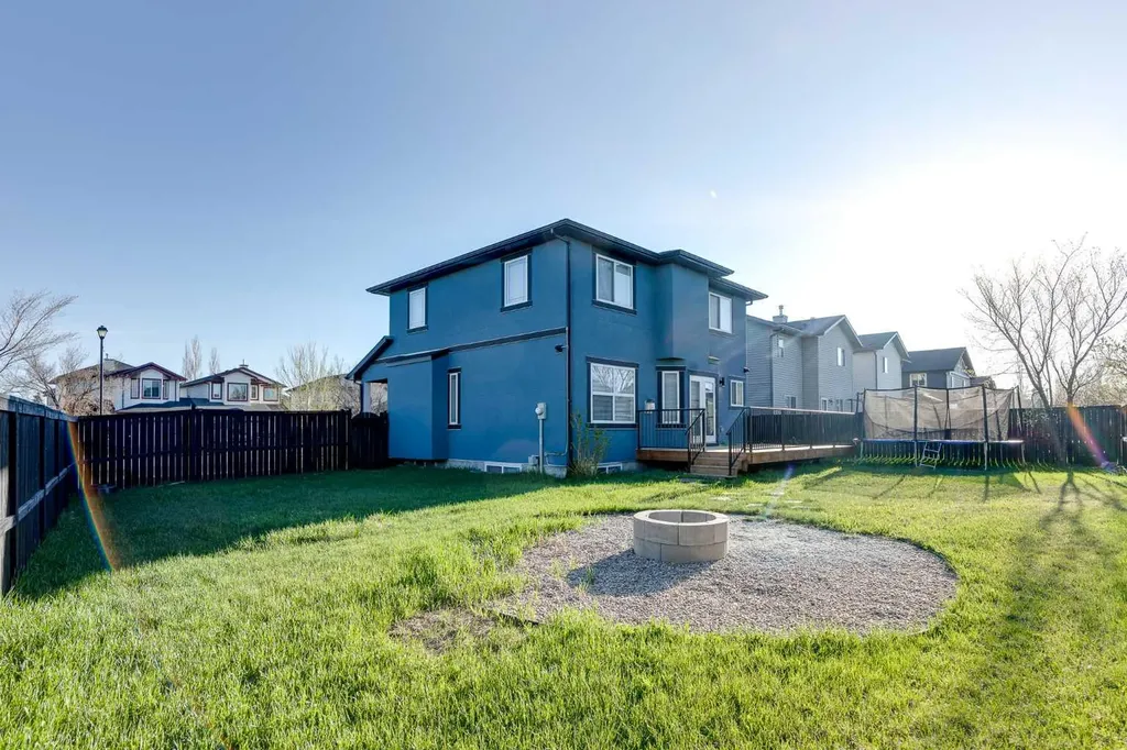 80 Canoe Square SW Airdrie AB T4B2N6