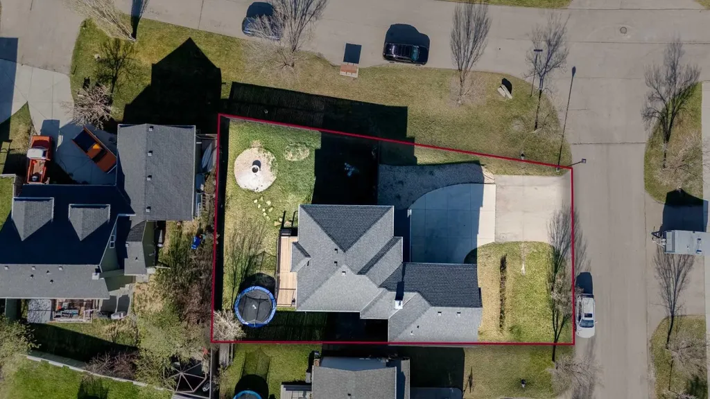 80 Canoe Square SW Airdrie AB T4B2N6