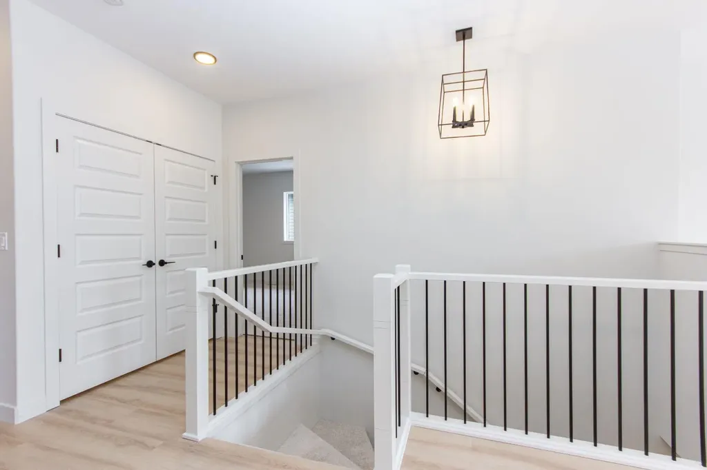 37 Terra Close Red Deer AB T4P 0T7
